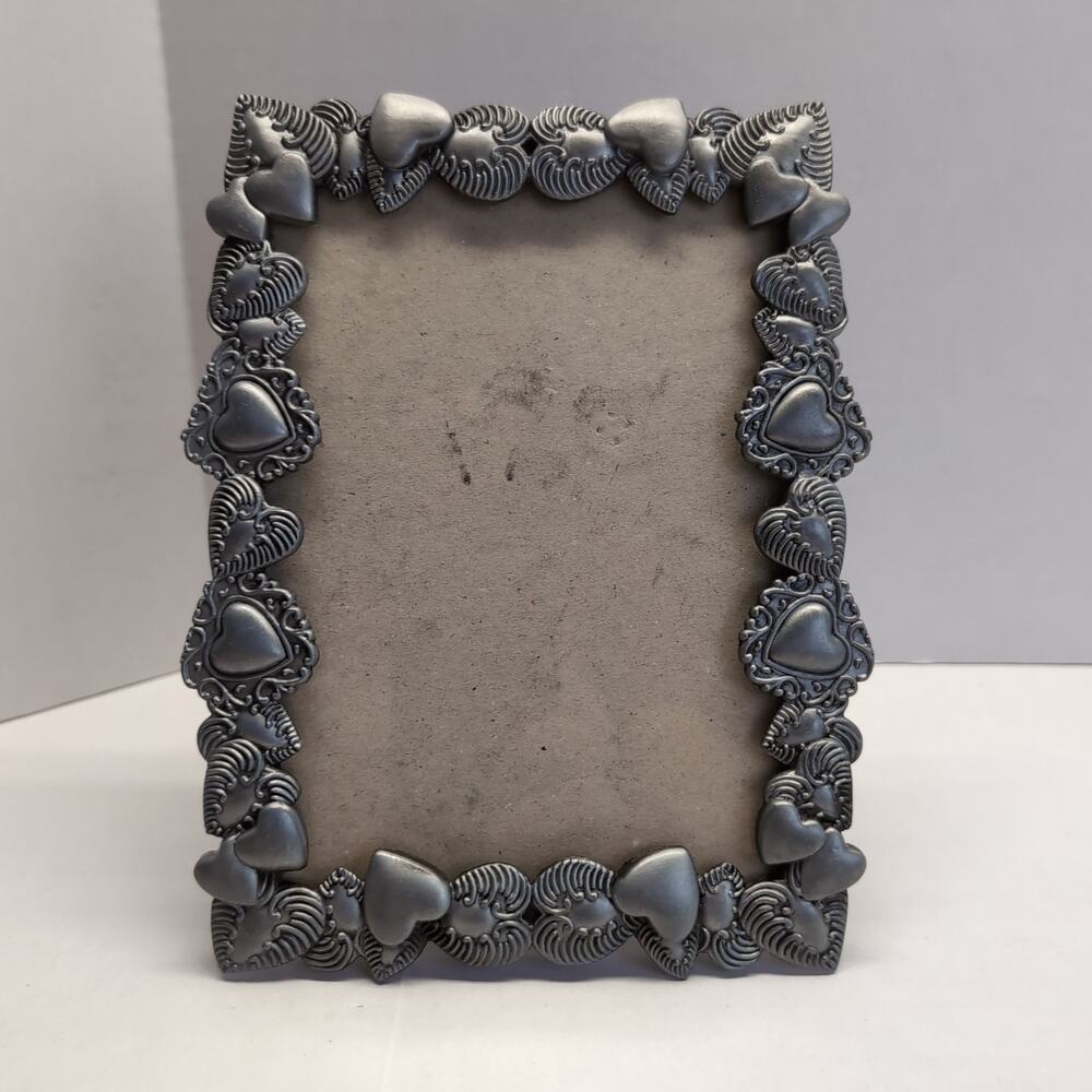Melannco International 5x7 Picture Frame Hearts Romantic Love‎ Pewter Style